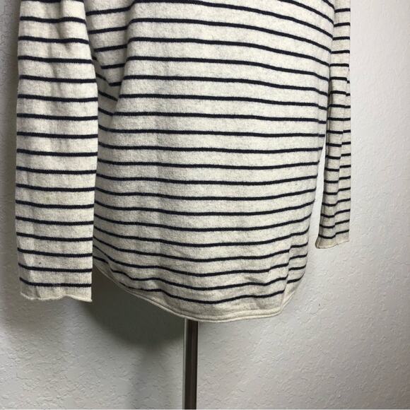 Vince oatmeal cream black striped wool cashmere sweater size Extra Small XS - Picture 9 of 16